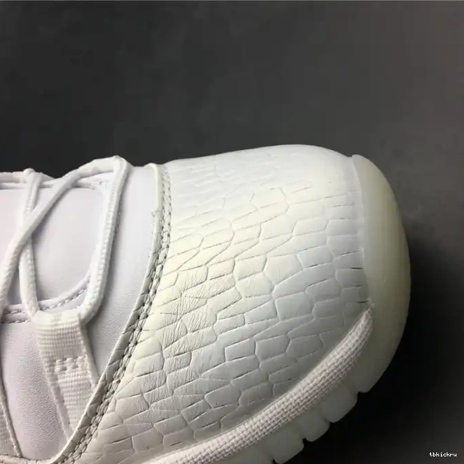 Reps TBK Air Low 897331-100 Jordan White Frost Heiress 11 0509